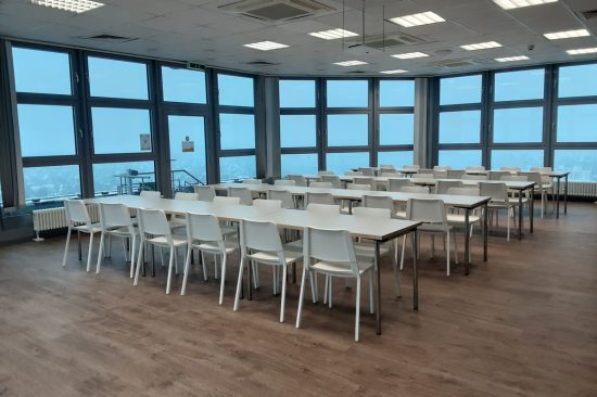 veranstaltungsraeume_panoramaraum-02_3-2